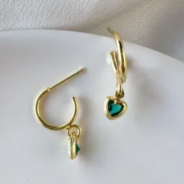 Brinco argolinha coração