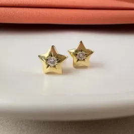 Brinco estrela ponto de luz