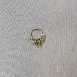 Piercing torção