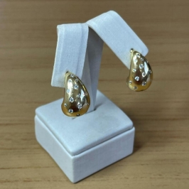 Brinco gota zircônia