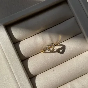 Anel coração vazado