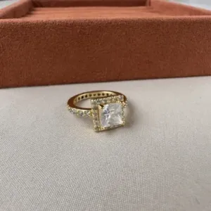 Anel quadrado cristal