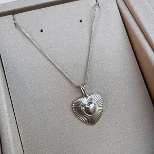 Gargantilha coração