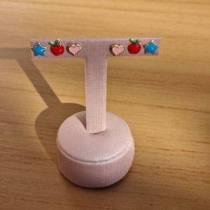 Brinco infantil resina