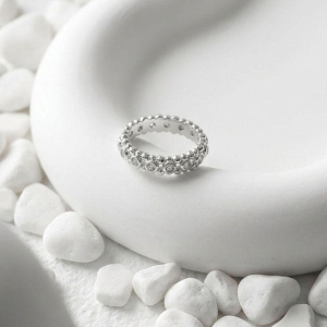 Anel mini esfera com zircônias