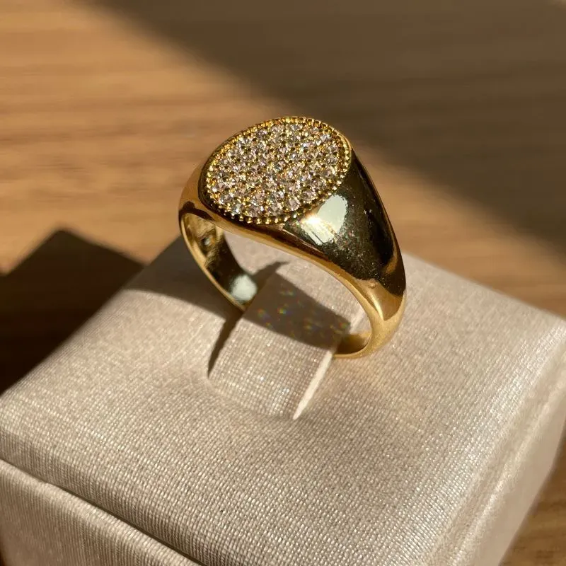Anel luxo mini zircônias oval