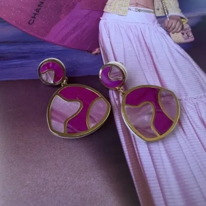Brinco acrílico rosa 