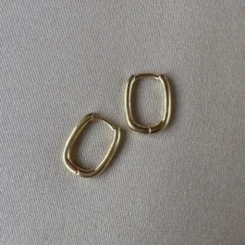Brinco click oval fino 