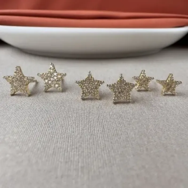 Brinco trio estrela