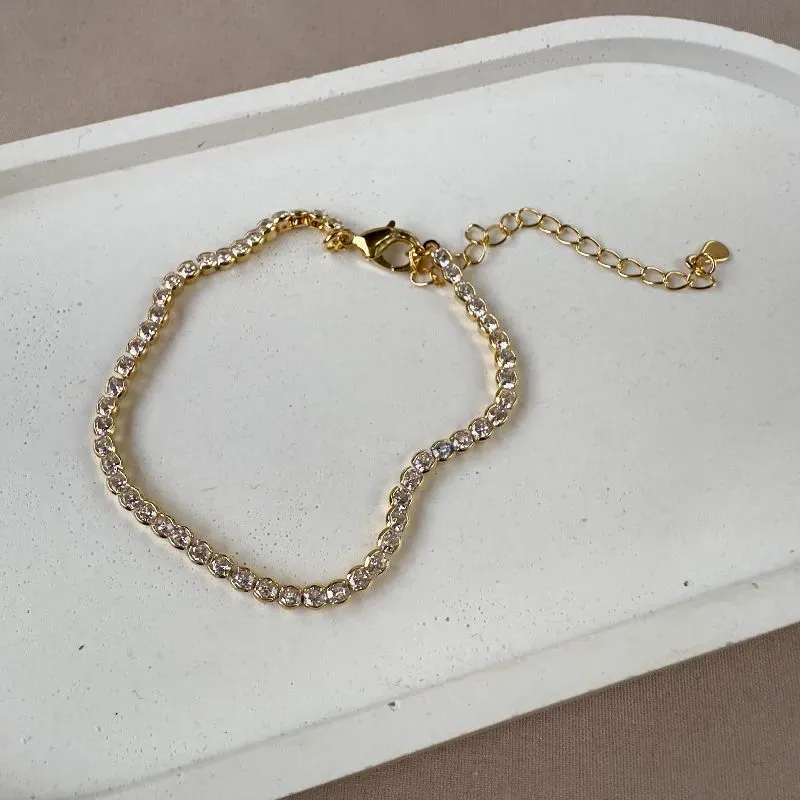 Pulseira mini zircônia embutida