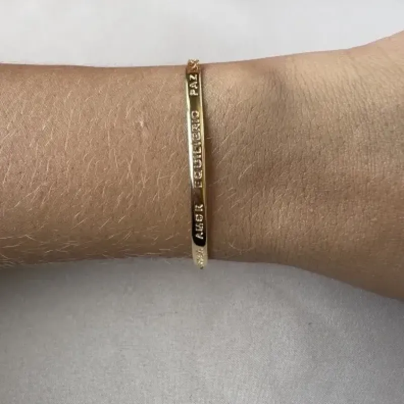 Pulseira placa equilíbrio 