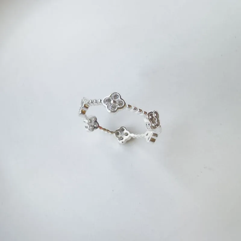 Anel inspiração Van Cleef
