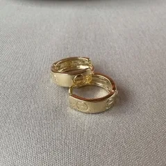 Brinco argola click cartier 
