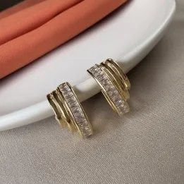 Brinco baguete cristal 