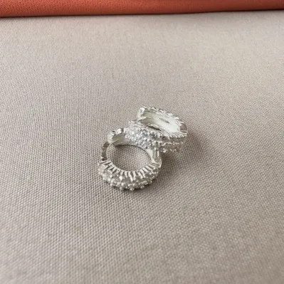 Brinco click zircônia Prata 925 