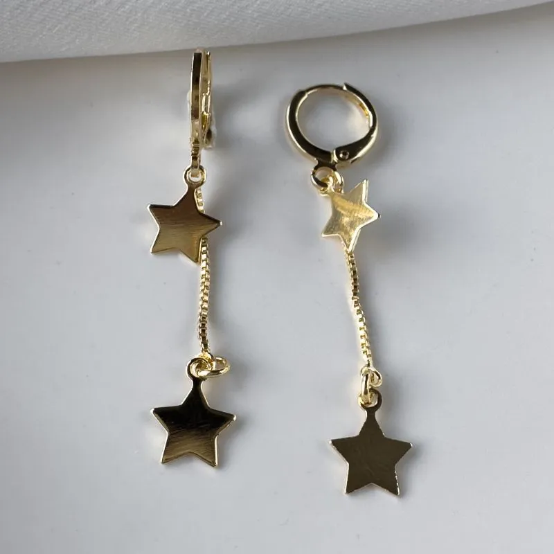 Brinco estrela dupla