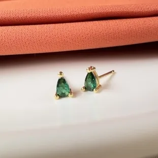 Brinco gota esmeralda 