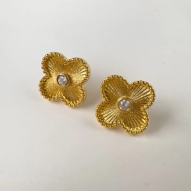 Brinco inspiração Van Cleef