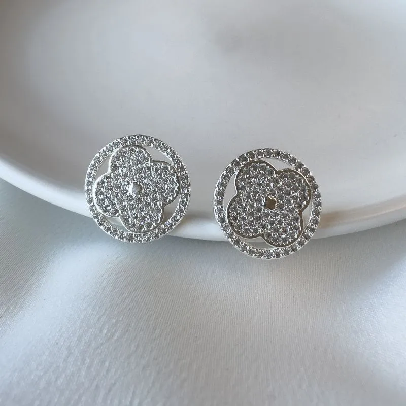 Brinco inspiração Van Cleef
