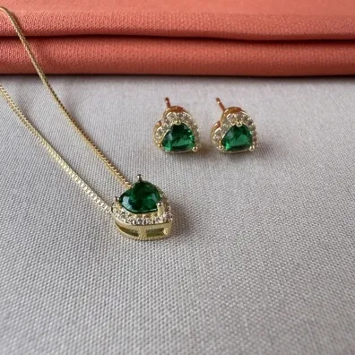 Conjunto coração esmeralda 
