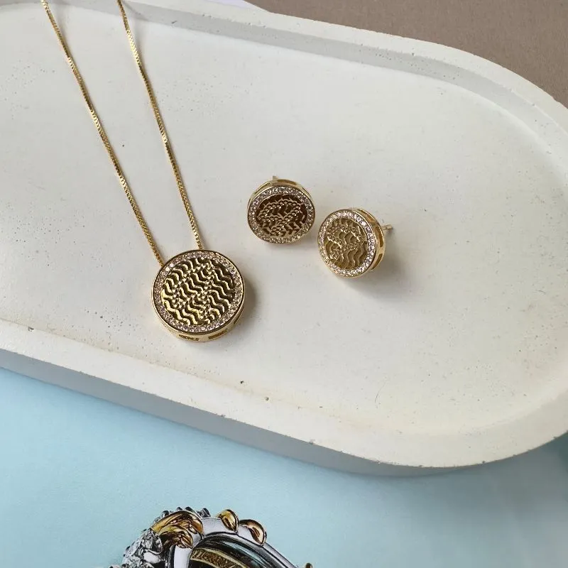 Conjunto redondo auto relevo zircônia