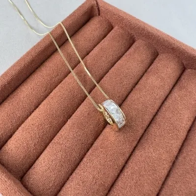 Gargantilha cristal