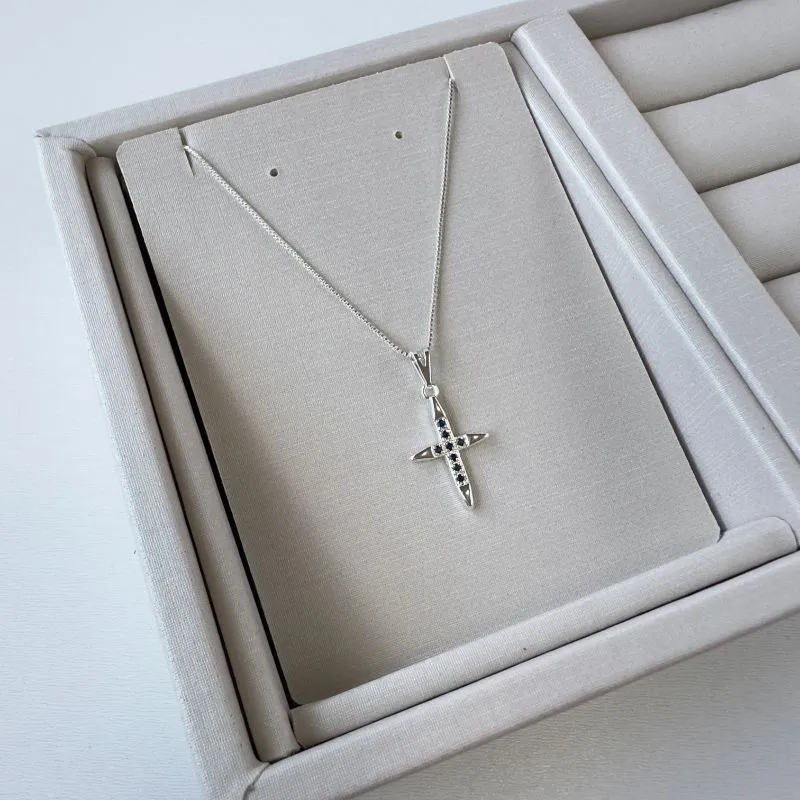 Gargantilha crucifixo