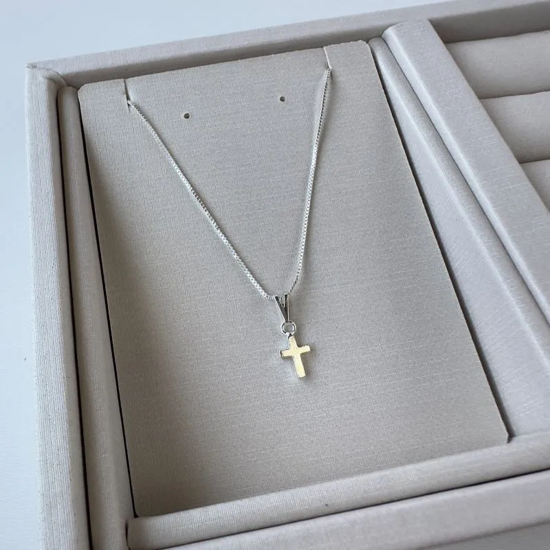 Gargantilha crucifixo
