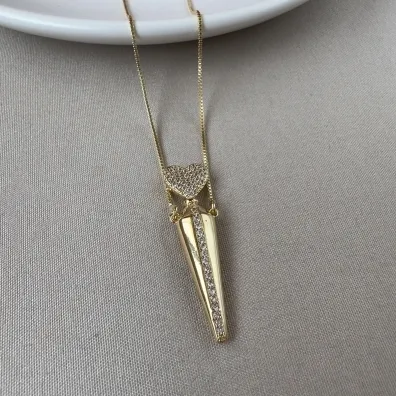 Gargantilha perfumeira coração