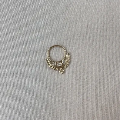 Piercing torção