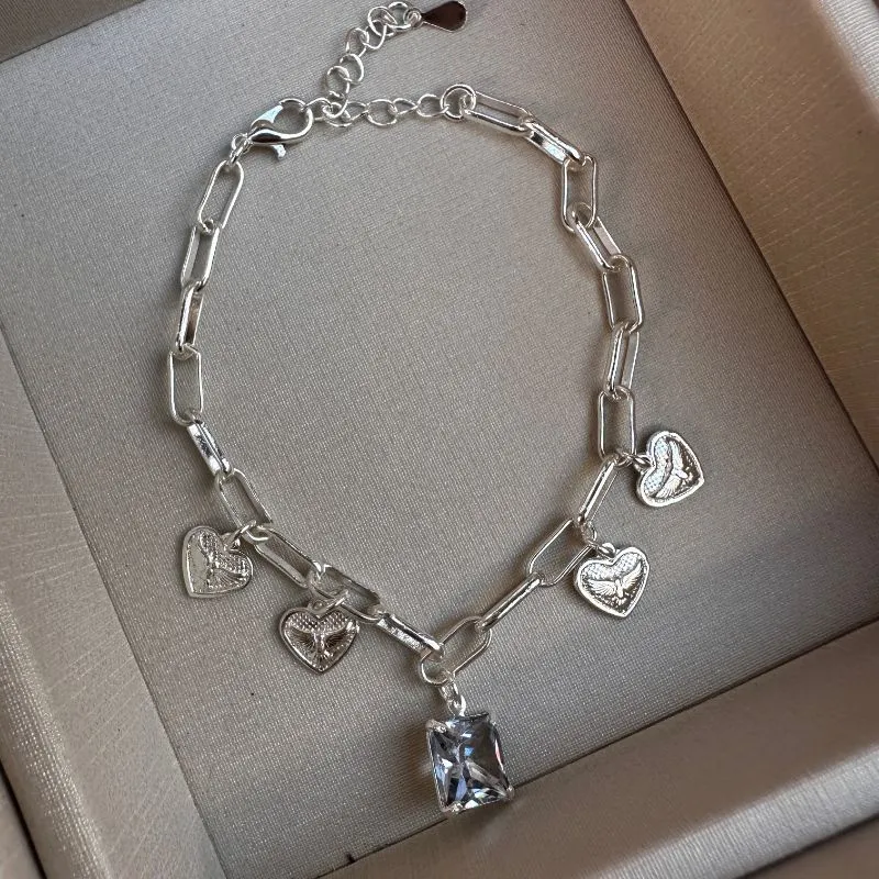 Pulseira corações