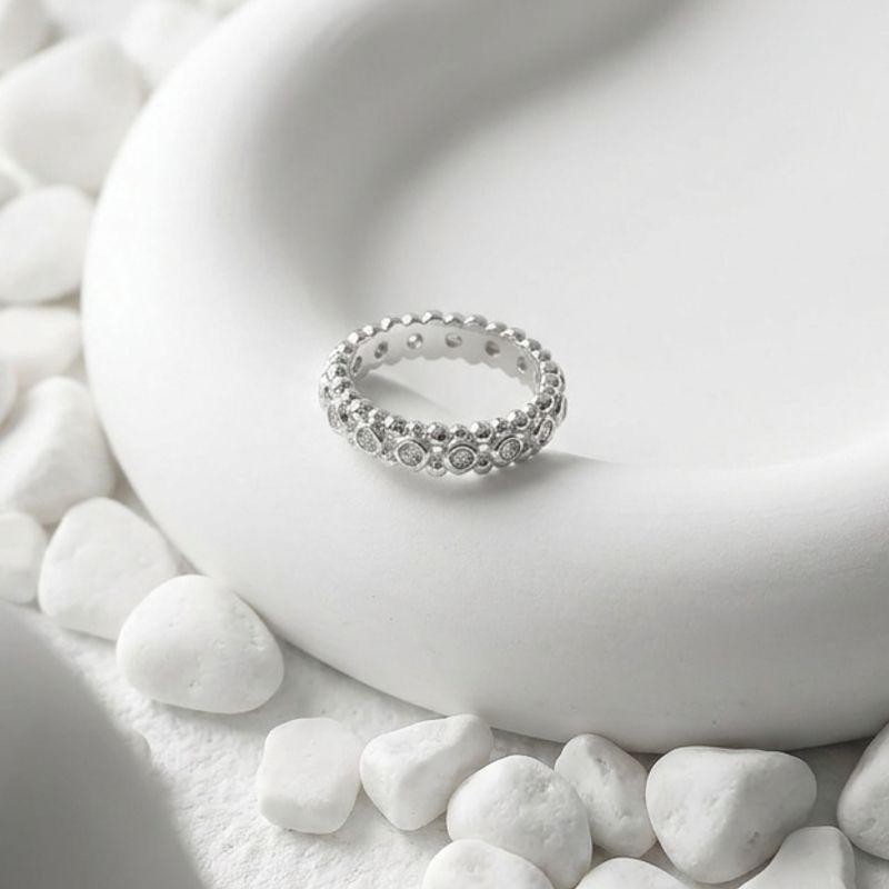 Anel mini esfera com zircônias